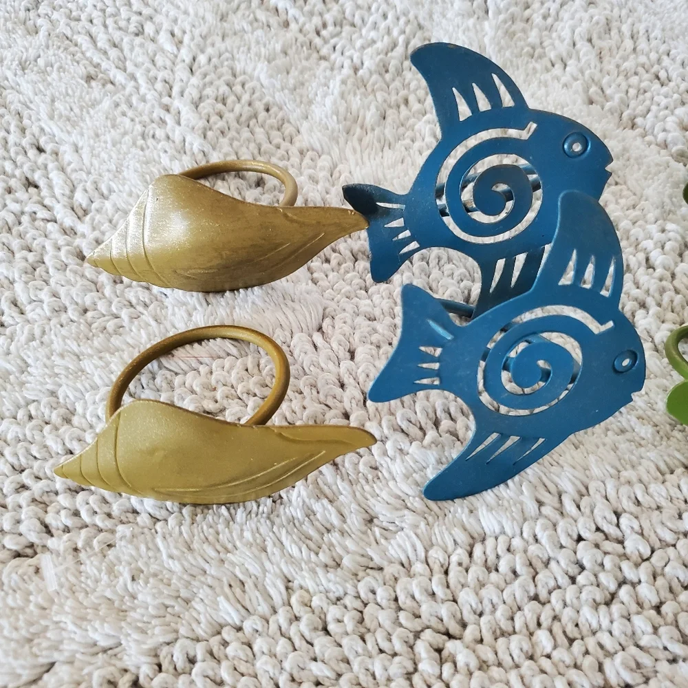 PIER 1 Seaside 8 ct Napkin Rings Hand Painted Metal Shells Fish Beach Coastal